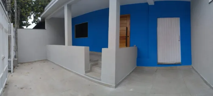 Alugo casa na Vila Santa Cecília