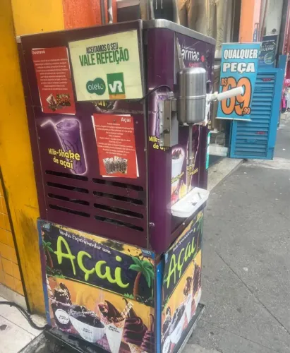 Máquina de açaí Frozen + entrega à domicílio
