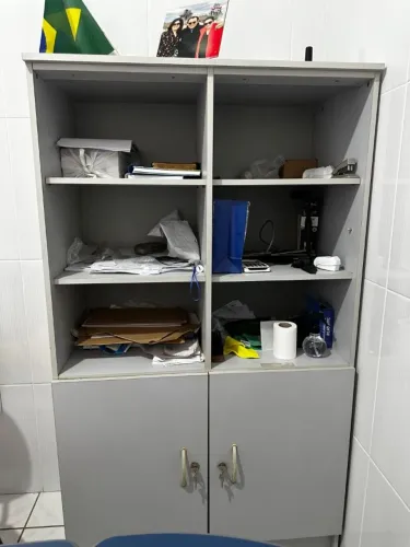 Armário Escritório Marca Kappesberg 1,60x0,94cm 85- *