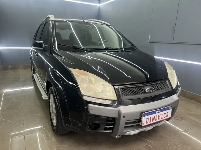 Ford Fiesta Trail 1.0 8V Flex 5P 2010