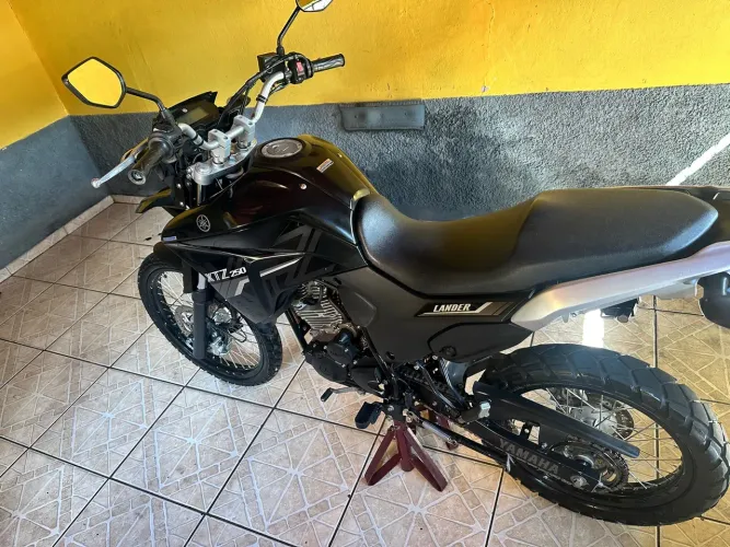 Xtz 250 Lander