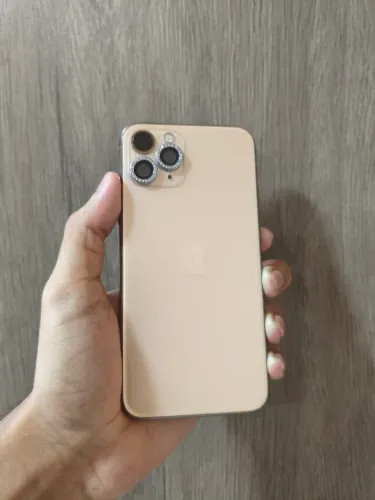iPhone 11 Pro Max 64GB Dourado + Acessórios
