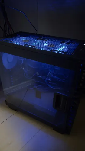Pc gamer - ryzen 5 8600G / 16gb / 1tb hd / 120gb ssd / 600W