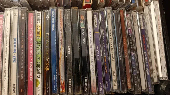 Lote com 45 CDs - Coleção Musical | CDs Nacionais e Internacionais