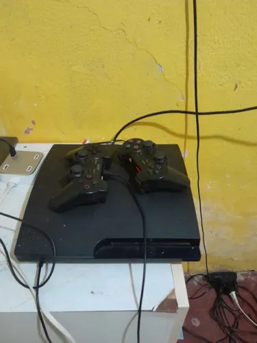 Vendo Ps 3 desbloqueado