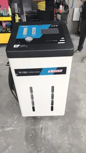 MAQUINA TROCA FLUIDO CAMBIO TD7105