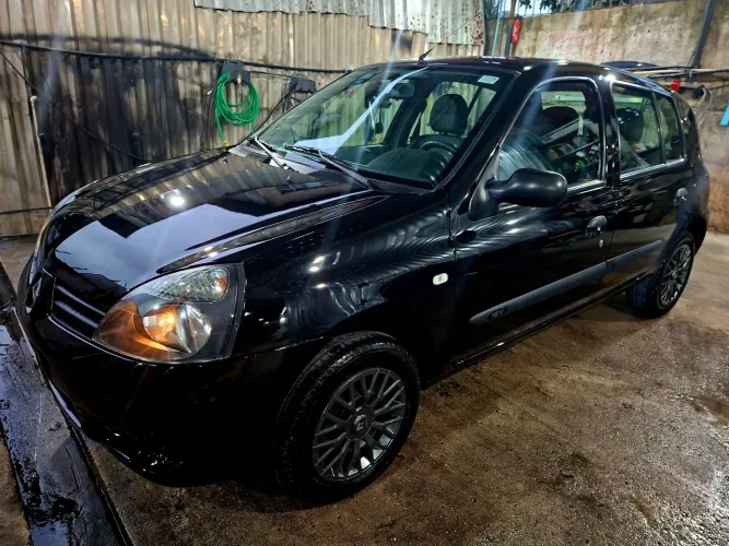 Renault Clio Campus Hi-flex 1.0 16V 5P 2010
