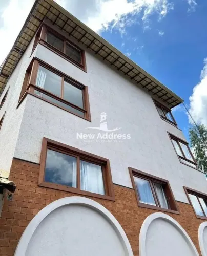 Chalé com 4 pavimentos à venda no Parque do China - Domingos Martins/ES