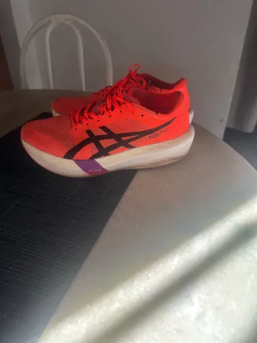 Tênis Unissex ASICS Metaspeed Sky Tokyo