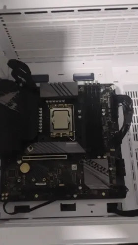 placa mãe + processador + memórias ddr4