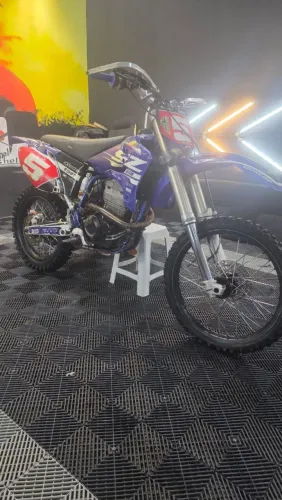 Vendo moto moto top só pegar e acelerar 