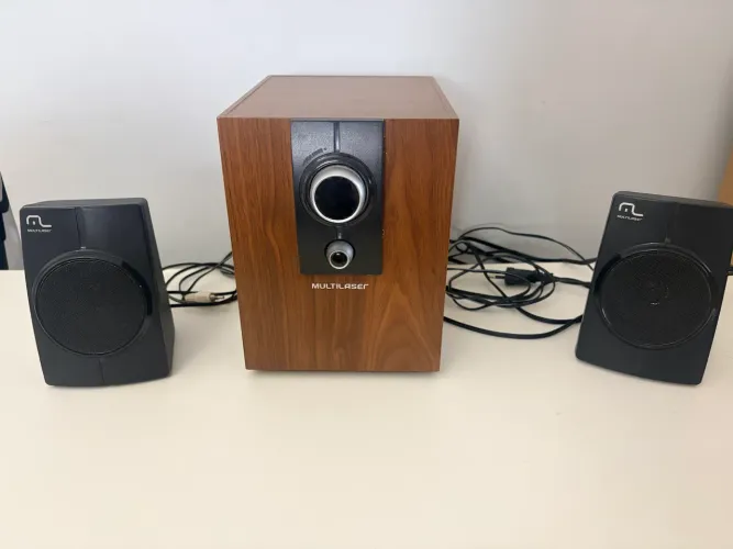 Caixa De Som Multi Subwoofer 2.1 30w Rms Madeira, SP147