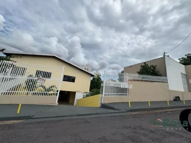 Casa para venda ou locação, Bosque da Saúde, Cuiabá
