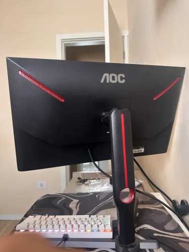 MONITOR AOC 240hz