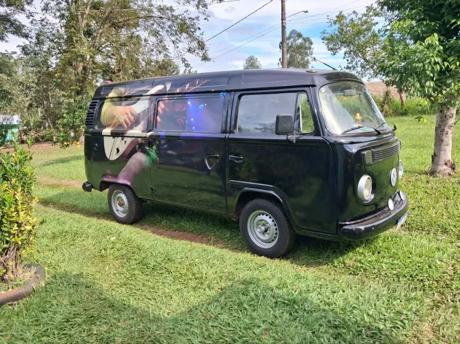 Volkswagen Kombi Standard/ Luxo/ Serie Prata 2000
