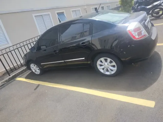 Nissan Sentra S 2.0/ 2.0 Flex Fuel 16V Aut. 2012
