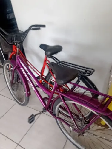 Vendo duas bicicleta tropical super boa 500 às duas