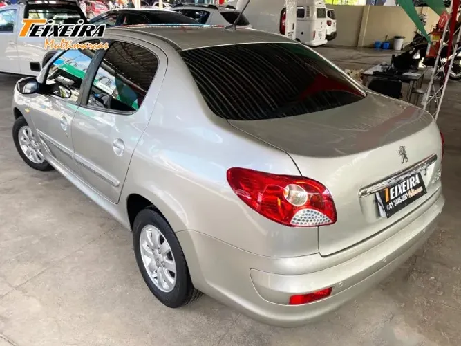 Peugeot 207 Sed. Passion XR Sport 1.4 Flex 8V 4P 2012
