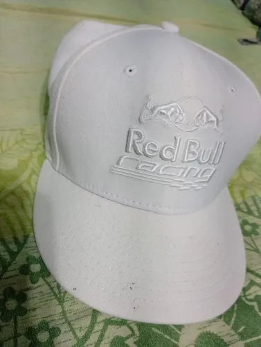 Boné Redbull