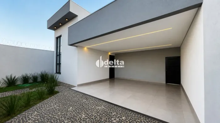 Casa residencial com 3 quartos sendo 1 suíte disponível para venda no bairro Verde Umuaram