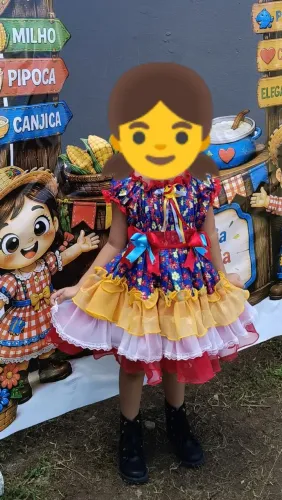 Vestido de quadrinha 