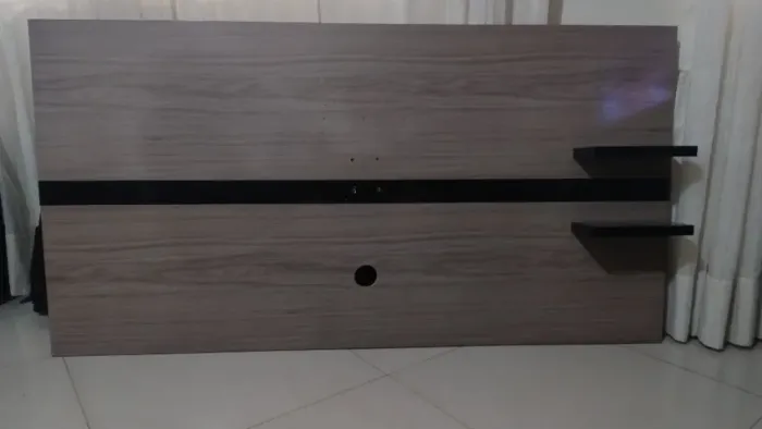 Painel TV em MDF 1,60 x 0,83 com suporte articulado