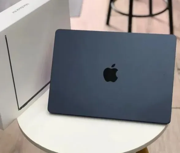Macbook Air M3 24/512gb 13'' Midnight Lacrado