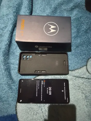 Moto E32 todo Original