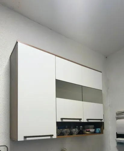 Armário aéreo de cozinha