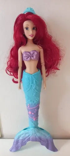 Boneca Ariel A Pequena Sereia lindissima orignal Disney Store