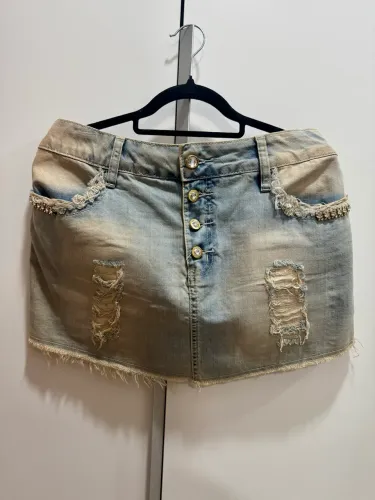 Mini Saia Jeans com pedrarias