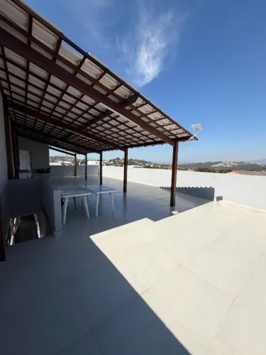 Casa recem reformada ampla com garagem bairro jaqueline