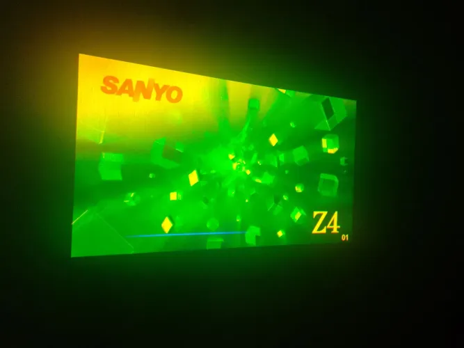 Projetor santo plv z4