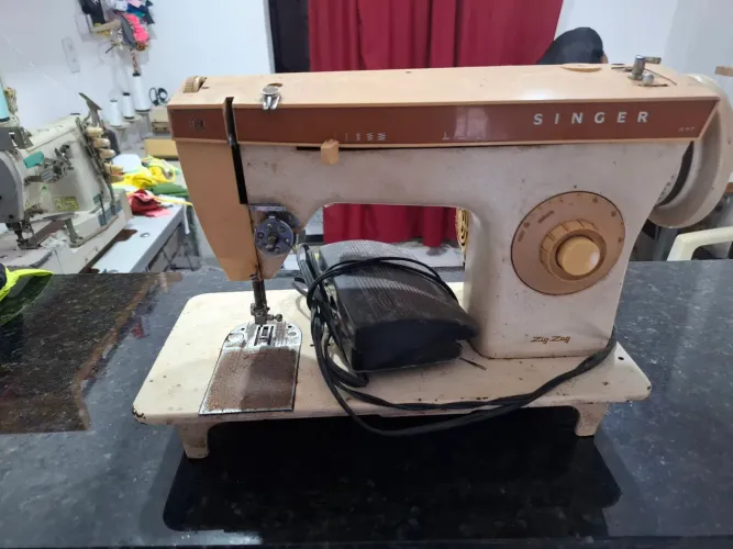 Maquina de costura