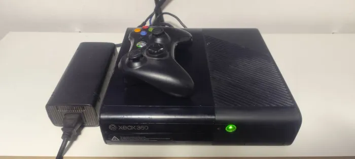 Xbox 360 super slim 1TB