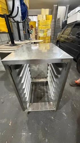 Carrinho de pães de aço inox