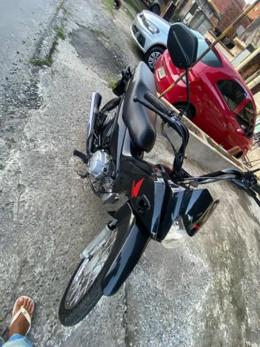 Vendo pop 110 zera, com apenas 13000 km rodado, moto de procedencia, venha conferir!!!!