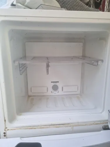 Geladeira com defeito