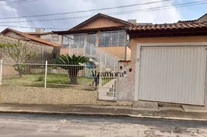 Casa encantadora com vista para as montanhas e clima de paz em Areado- Minas Gerais