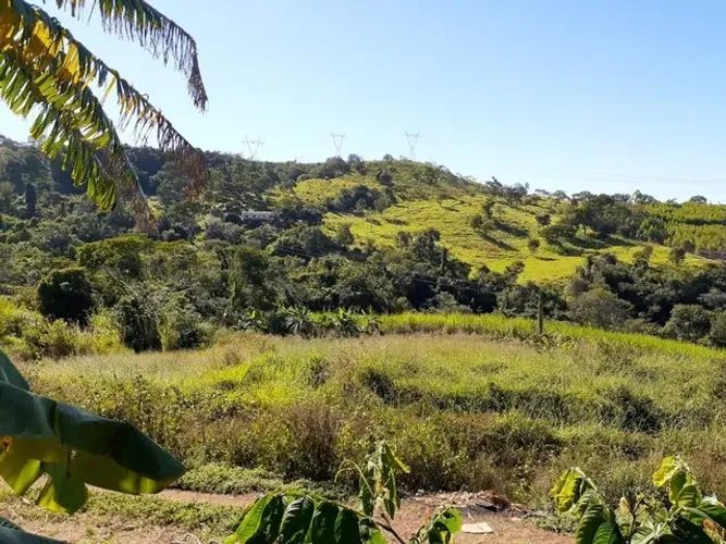 Chácara na beira da BR070 depois da ponte que vai pro Girassol troca casa Ceilândia