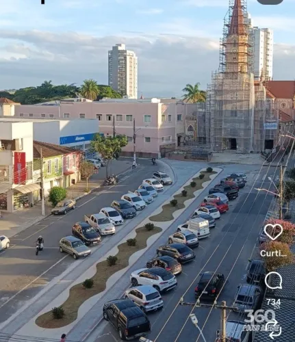 Imóvel comercial - Loja 220m² na Av. Duque de Caxias, Pouso Alegre - Já Alugada!