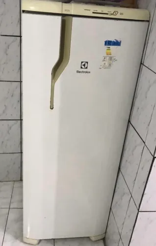 Vendo GELADEIRA ELETROLUX 