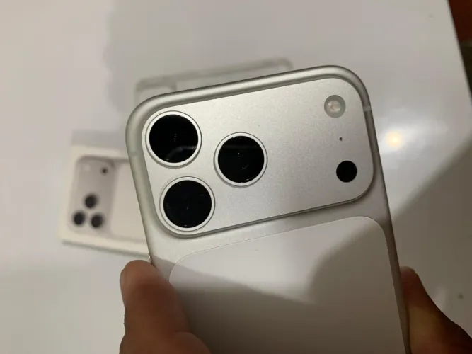 iPhone 17 pro Max