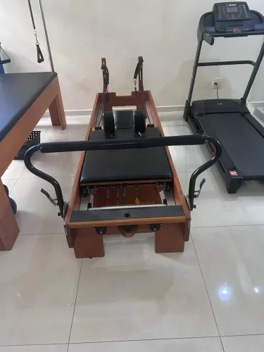 Reformer infinity footbar da Physio Pilates