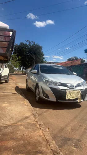 Toyota Yaris XL Sedan 1.5 Flex 16V 4P Aut. 2019