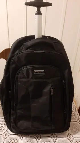 Mochila com rodinhas