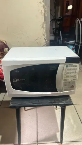 Microondas com defeito