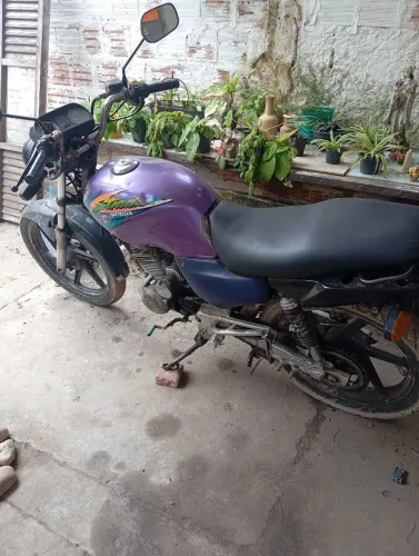 Honda CBX estrada 200cc
