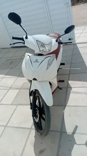 Moto em ótimo estado