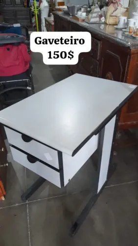 Armário de escritório.gaveteiro 